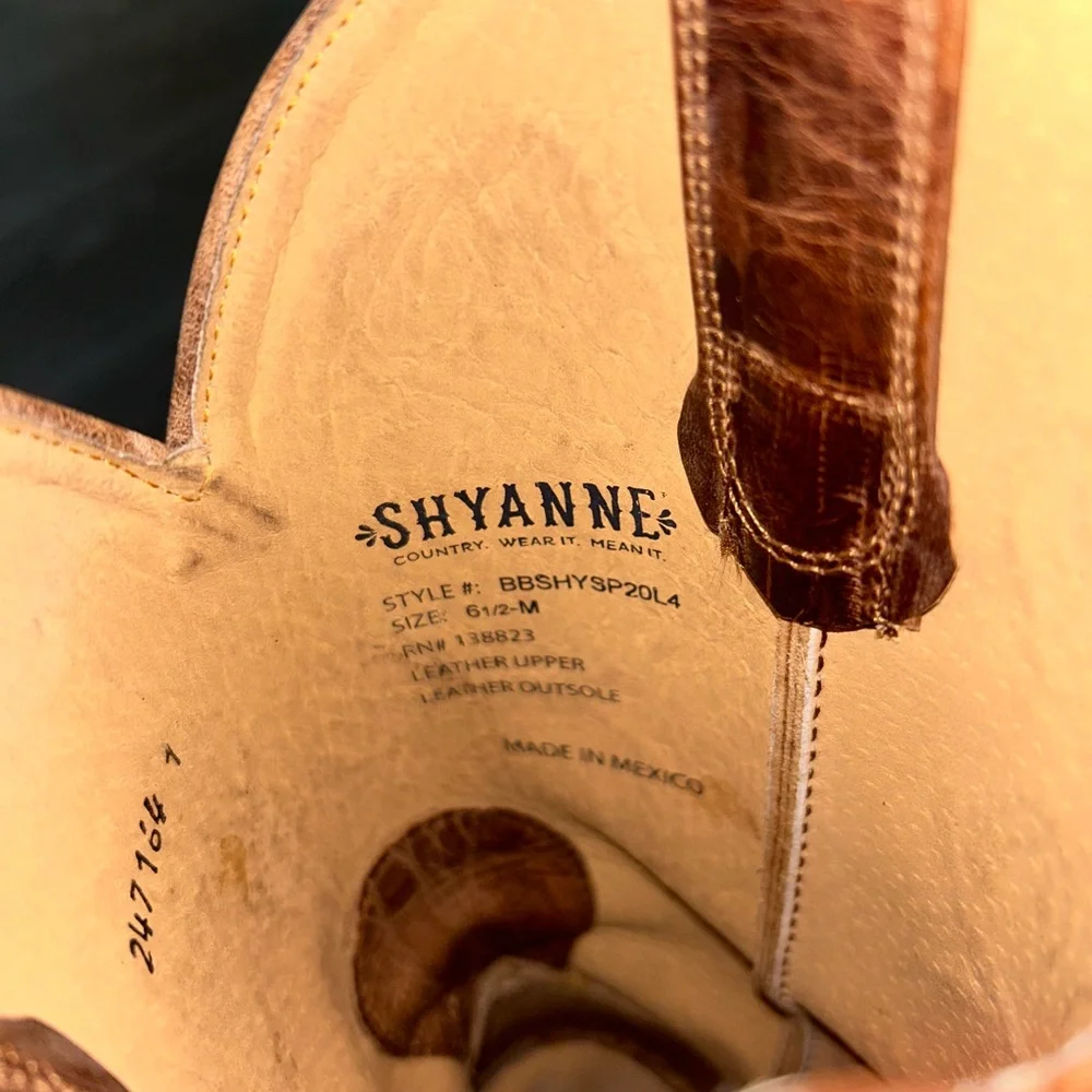 Cowboy boots - Picture 5 of 6